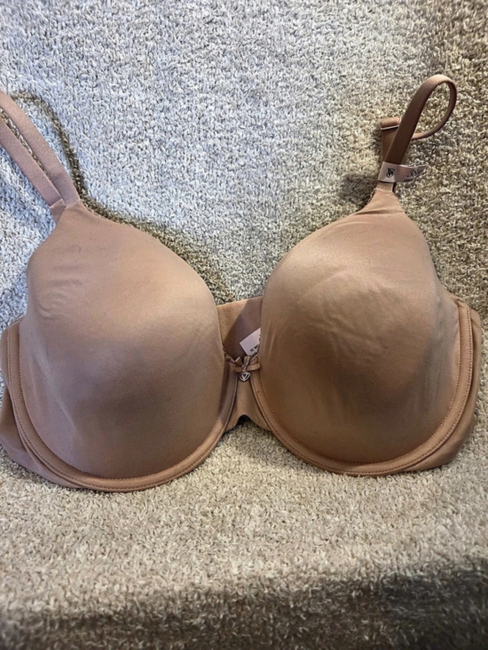 Victoria's Secret Body by Victoria Perfect Coverage Bra Pink 36DD/E